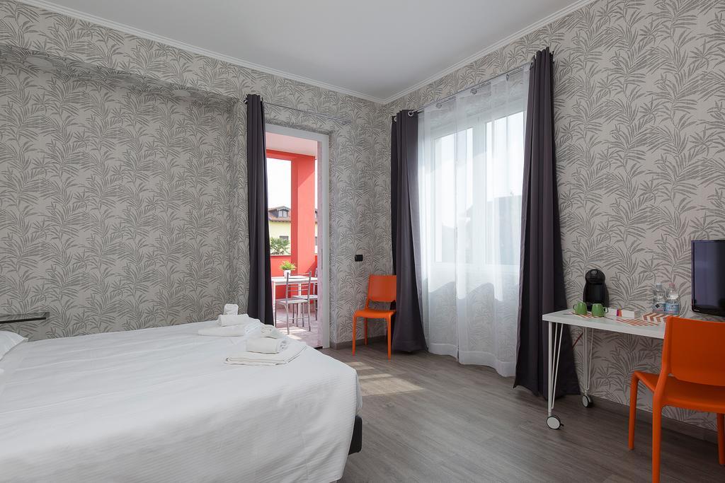 Aparthotel La Red Rho